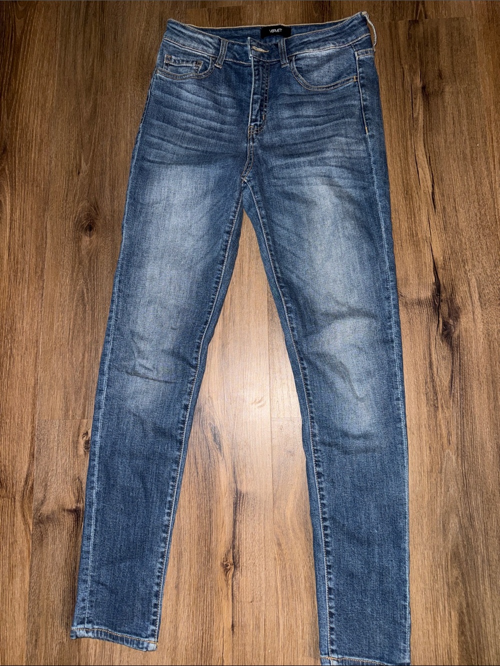 Women’s Skinny Jeans in Mid Blue Wash — Stretch Slim Fit
